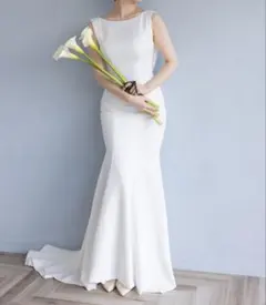 ホワイトマーメイドウェディングドレス・レースグローブ・ベール