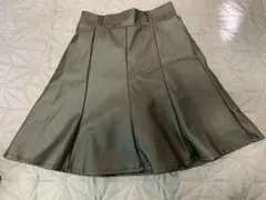 レザーミニスカート（インナーパンツ付き）