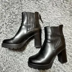 Item thumbnail for item d17df3ac-70ff-4481-9e0d-e6990961feab