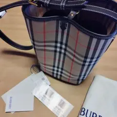 2026年最新】バーバリー ストラップの人気アイテム - メルカリ