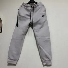 Nike テックフリースパンツ赤タグ廃盤品
