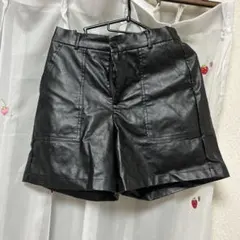 SHEIN レザーパンツ