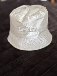 MONCLER バケットハット ホワイト 2026年最新】MONCLER カラー：ホワイト系 メンズ バケットハットの人気