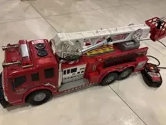 大型消防はしご車　ラジコン全長約 57cm LADDER47 はたらく車