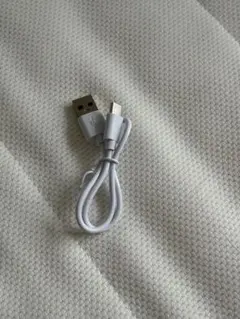 USB-A to Lightningケーブル ホワイト
