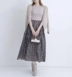 タフタスカート