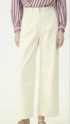 MACPHEE ホワイトデニム　セミワイドパンツ　美品のサムネイル