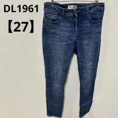 Item thumbnail for item 3ff702e7-157e-45eb-bf35-e526ad373807