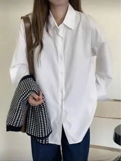 ホワイト ボタンアップシャツ 長袖