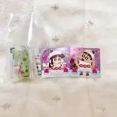 クレヨンしんちゃん チョコビ ミニチュアチャーム+シール2枚