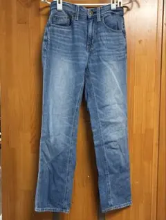 美品‼️GU ライトブルー ストレートデニムパンツ