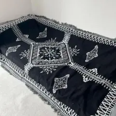 【新品未使用】リバーシブル 幾何学模様 マルチカバー 北欧 インテリア