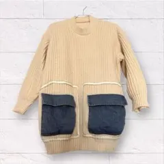 ニットセーター　白アイボリー　デニムポッケ付き　フリーサイズ
