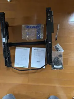 シートレールcx-5 cx-8 レカロ用？