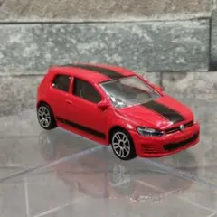 フォルクスワーゲン　ゴルフ　GTI　　マジョレット　ミニカーのサムネイル