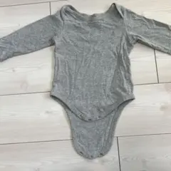 クマ　刺繍　ロンパース　グレー　GAP BABY