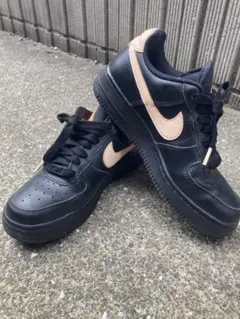 状態良好☆エアーホースワンNike ブラック/ピンク スニーカー☆