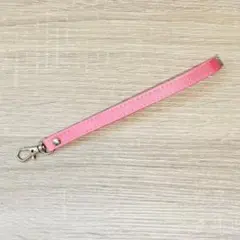 送料無料　ストラップ　型押しデザイン　ピンク　全長 約 17cm