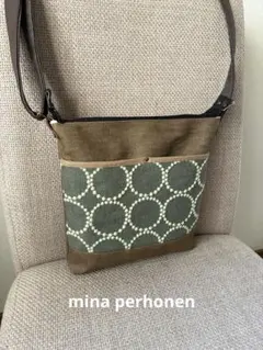 ミナペルホネン　サコッシュ　ショルダー　ハンドメイド　斜め掛け