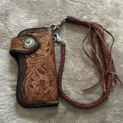 バイカーズウォレット！レザー製エンボス花柄チェーン