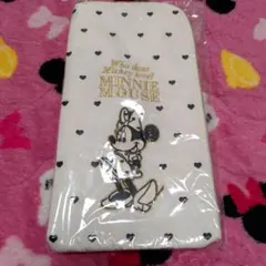 ミニーマウスの肩掛けポーチ