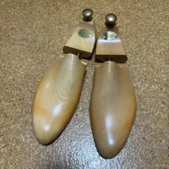 極上美品】超希少！JOHN LOBB 純正シューツリー 7E - メルカリ