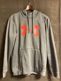 【UNDER ARMOUR(アンダーアーマー)】フーディ、Lサイズ