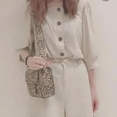 ヘザー　シャツ　ベージュ　新品未使用タグ付きのサムネイル