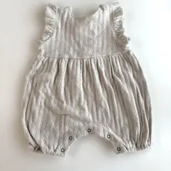 新品　韓国子ども服　MONBEBE フリル袖　リブ素材　ロンパース　ベージュS