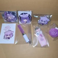 ホロライブ　猫又おかゆ　アクリル　ペンライト　キーホルダー　缶バッジ　ソロライブ