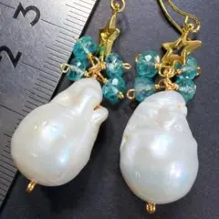 14KGF＊大粒オイスターパール(淡水真珠)とアパタイトの豪華なピアスb69