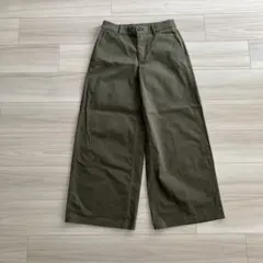 ユニクロ　バレルレッグパンツ