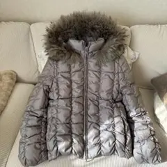 ファー付きダウンジャケット