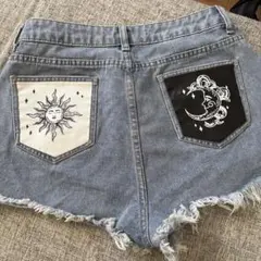 デニムショートパンツ 太陽と月の刺繍
