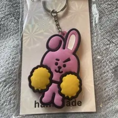 BT21 合成皮革キーホルダー COOKY - メルカリ