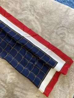 シルクスカーフ　100% ネイビー　ホワイト　レッド配色　ゴールドロープ柄