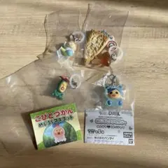 めじるしアクセサリー　ガチャ　こびとづかん　クレヨンしんちゃん　なめこ