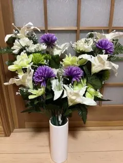 造花アレンジメント 白紫ユリダリア