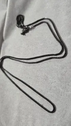 ネックレス黒色
