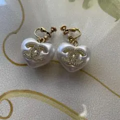 ❤️CHANEL ハート型イヤリング