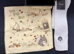 未使用品　トトロタオルハンカチ1枚と白ハイソックス1足