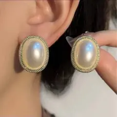年末年始限定SALE‼️レディース　韓国　ピアス　パール　ゴールド　シンプル　上品