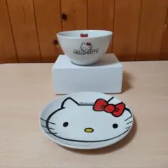 最終価格ハローキティ陶器皿&ボウルセット ローソン