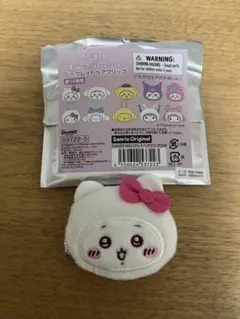 ちいかわ　サンリオ　シークレットヘアクリップ　キティちゃん