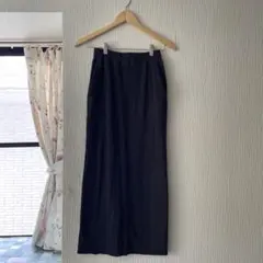 黒 タイトロングスカート