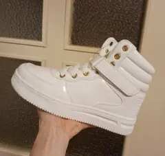 Item thumbnail for item 465ff026-77ea-47b0-b85d-2172555264b8