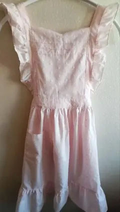 ピンク フリルエプロン　千趣会