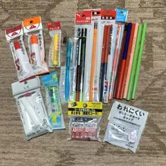 【新品未使用】 文房具 筆記用具 絵の具 まとめ売り　PUMA