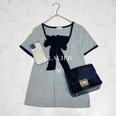 グラシア/ハニーズ半袖カットソービッグリボン付きMサイズキレイめグレー系❄️のサムネイル