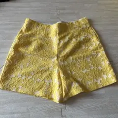 ZARA BASIC イエロー レース ショートパンツ